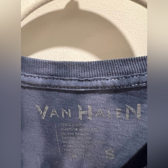 VAN HALEN Flame Globe 1979 World Tour Tie Dye T-shirt - Picture 5 of 5